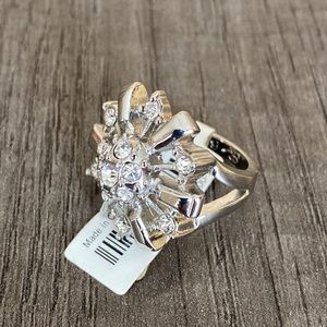 BANANA REPUBLIC | silver rhinestone statement ring 6